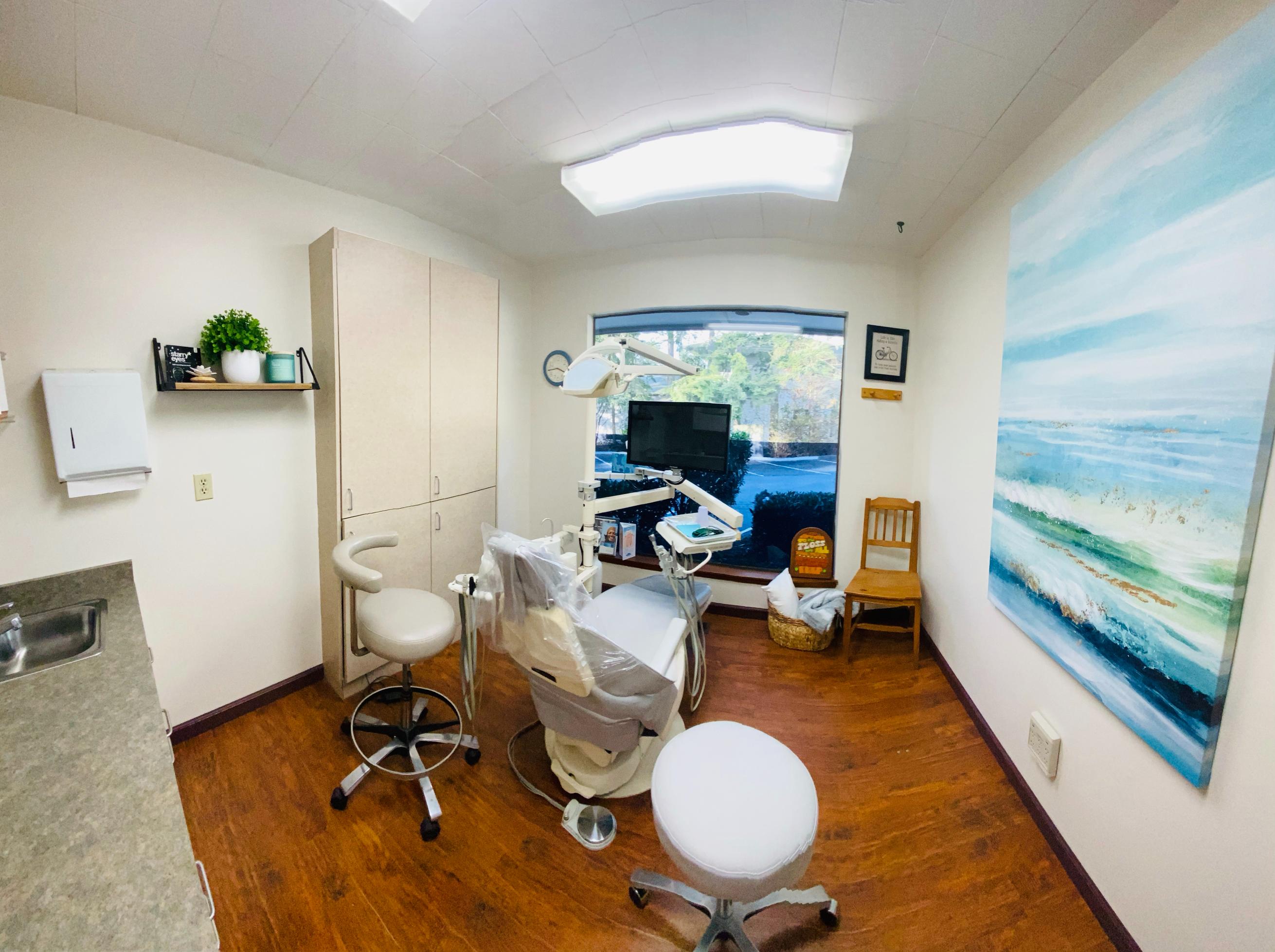 Dentist Bellevue WA dentistry office images