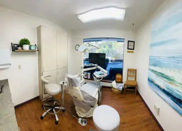 Dentist Bellevue WA dentistry Treatment rooom